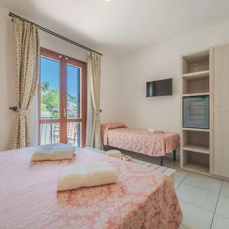 Lo Scirocco Hotel 3*