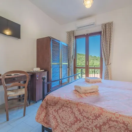 Lo Scirocco מלון פטובאיה