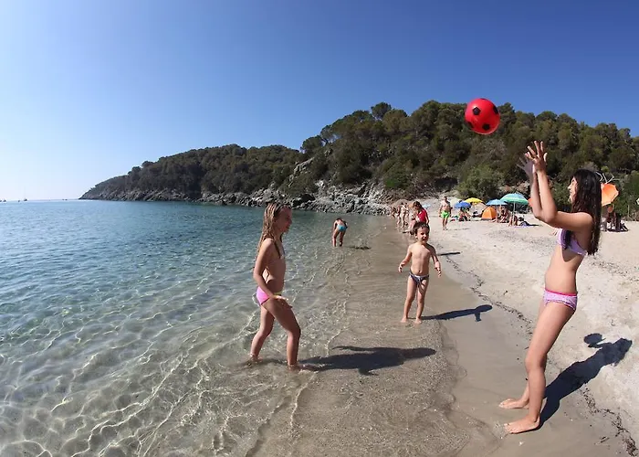 Lo Scirocco فندق 3*