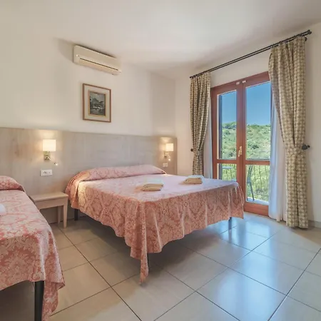 Szálloda Lo Scirocco