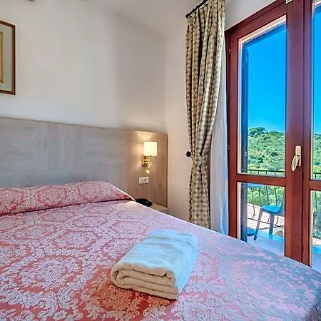 Lo Scirocco 3* Fetovaia