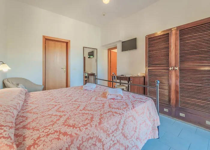 Lo Scirocco Hotel 3*